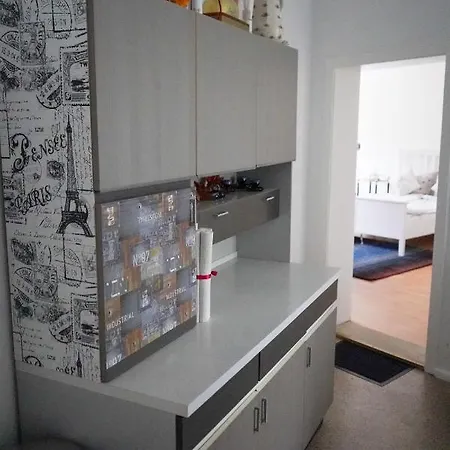 Hostel Cafe Alice & Gmbh