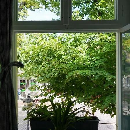 Cafe Alice & Gmbh * 포츠담