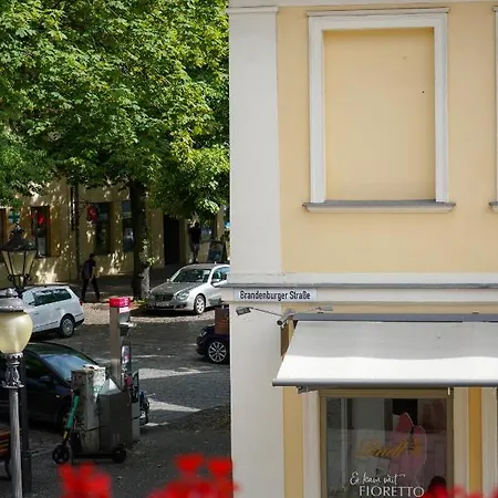 Cafe Alice & Gmbh * Potsdam