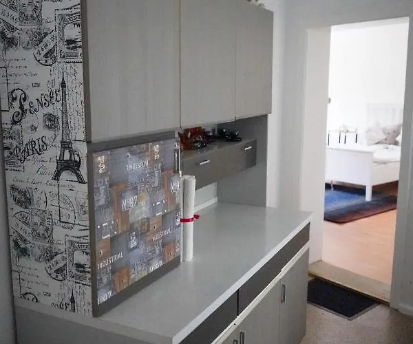 旅馆 Cafe Alice & Gmbh