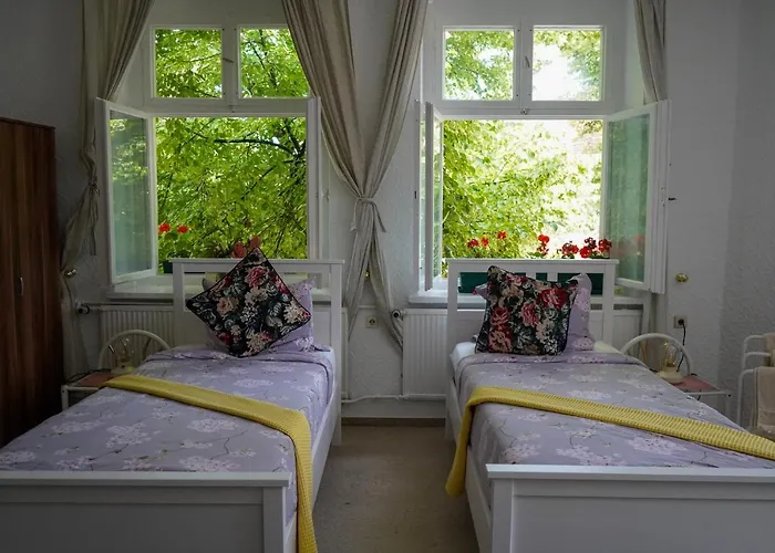 Hostel Cafe Alice & Gmbh Potsdam