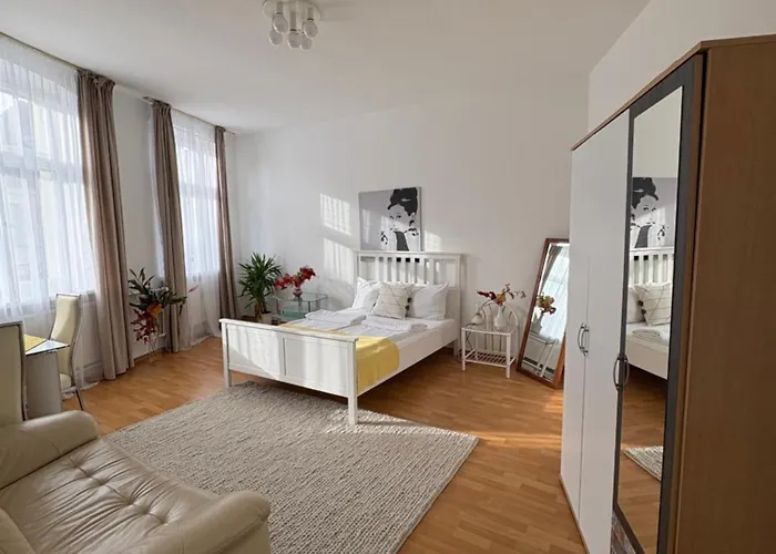 Cafe Alice & Gmbh 波茨坦