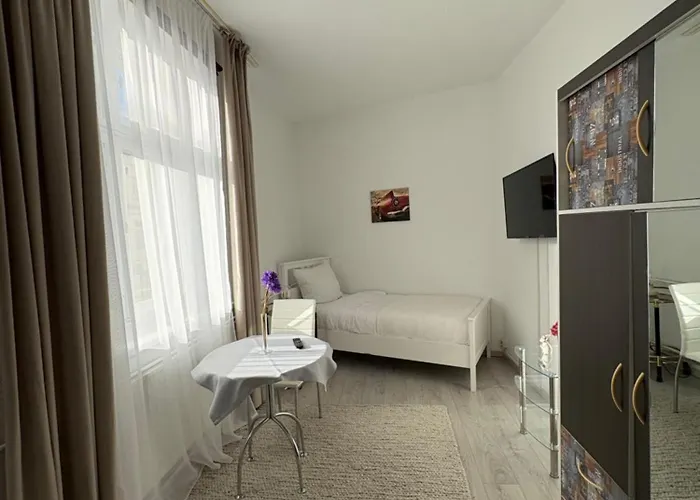 Cafe Alice & Gmbh * Potsdam